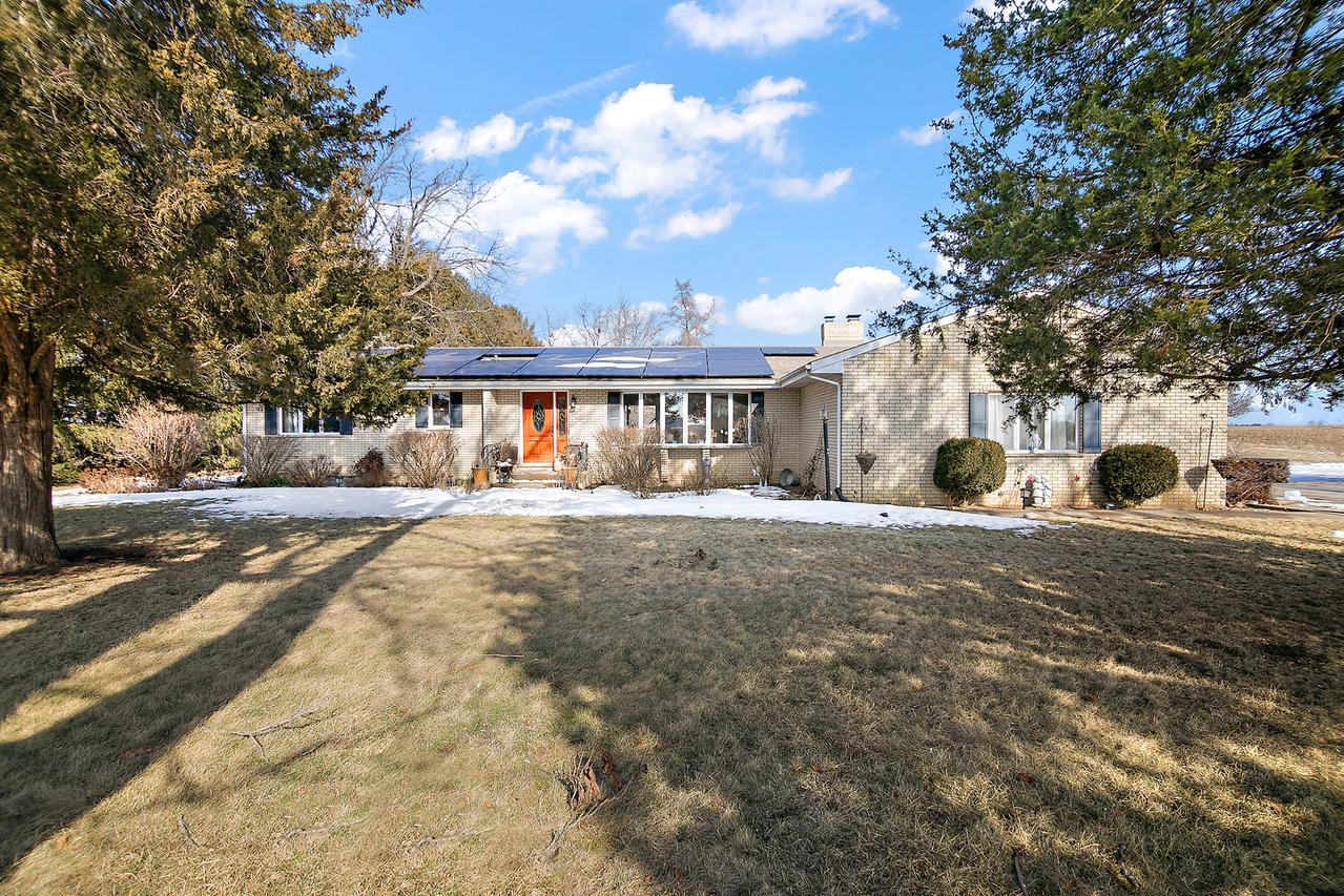 17349 E 9000n Rd., Grant Park, IL 60940