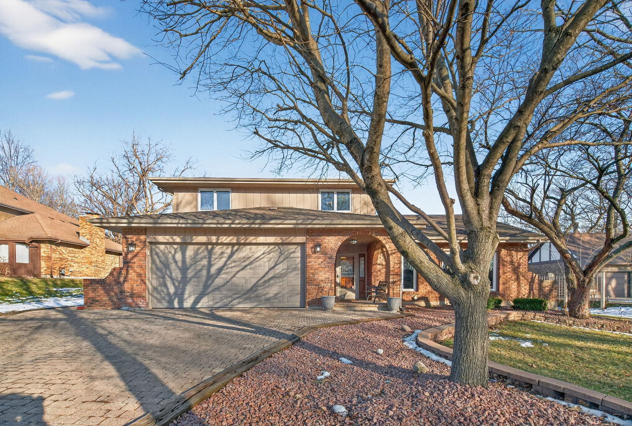 30 Warren Ave., New Lenox, IL 60451