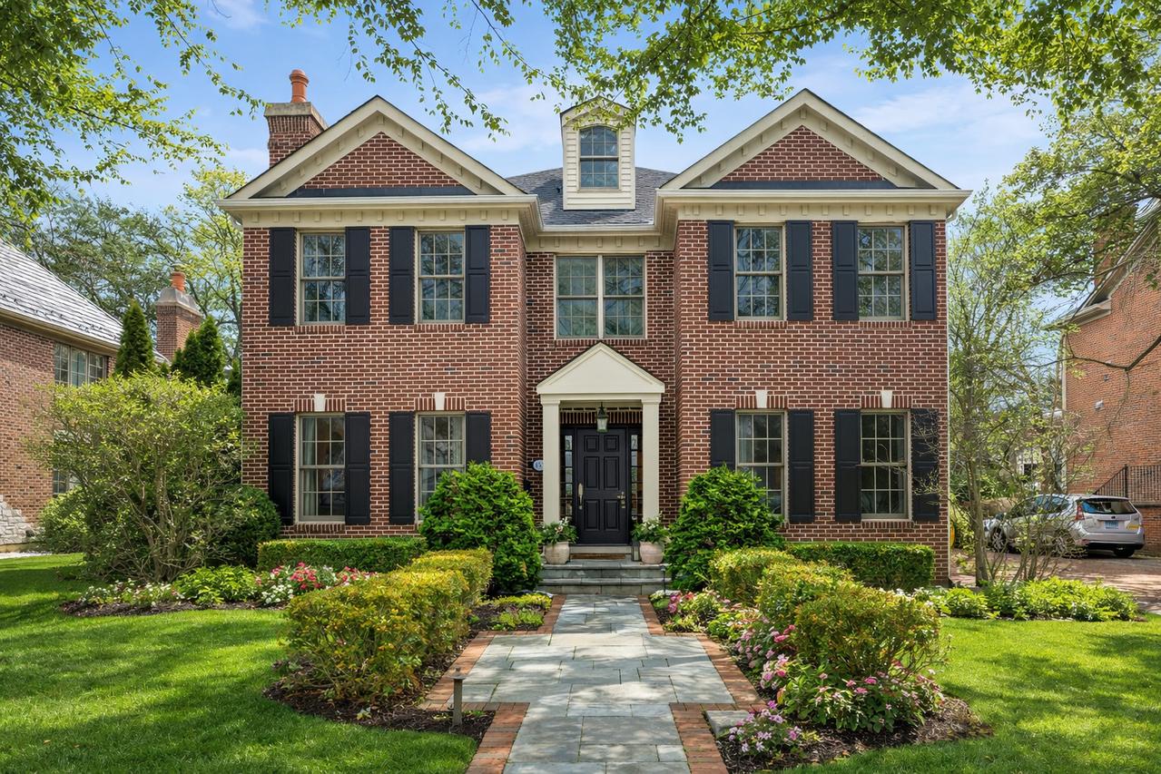 153 Bertling Ln., Winnetka, IL 60093