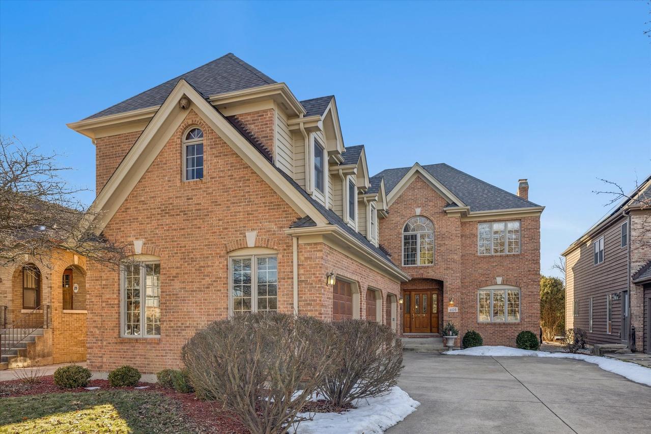 406 S Poplar Ave., Elmhurst, IL 60126