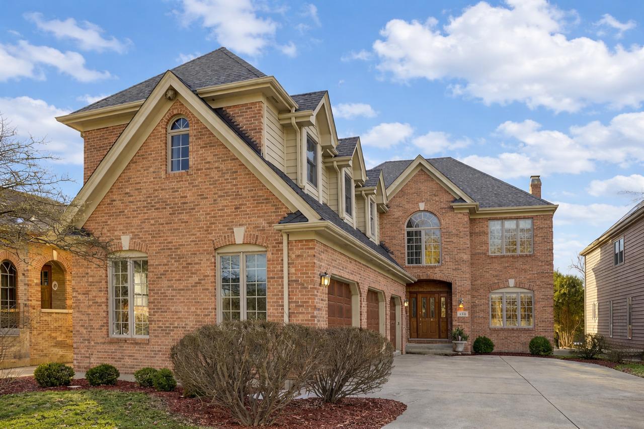 406 S Poplar Ave., Elmhurst, IL 60126