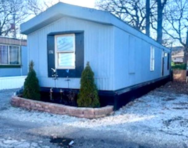 7240 107th St. #136, Worth, IL 60482