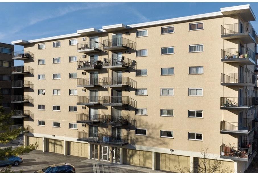 315 Des Plaines Ave. #406, Forest Park, IL 60130