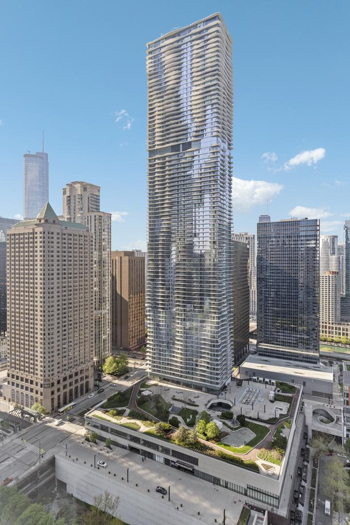 225 N Columbus Dr. #6204, Chicago, IL 60601
