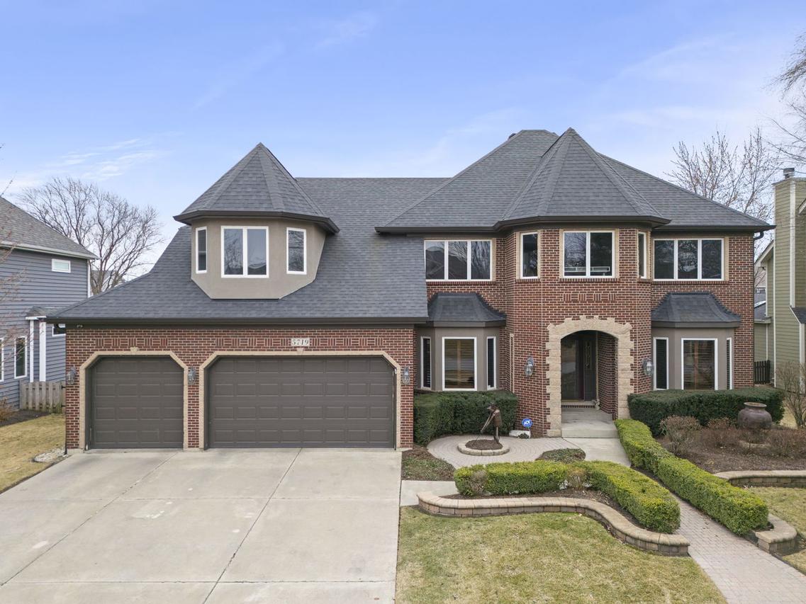 5719 Rosinweed Ln., Naperville, IL 60564