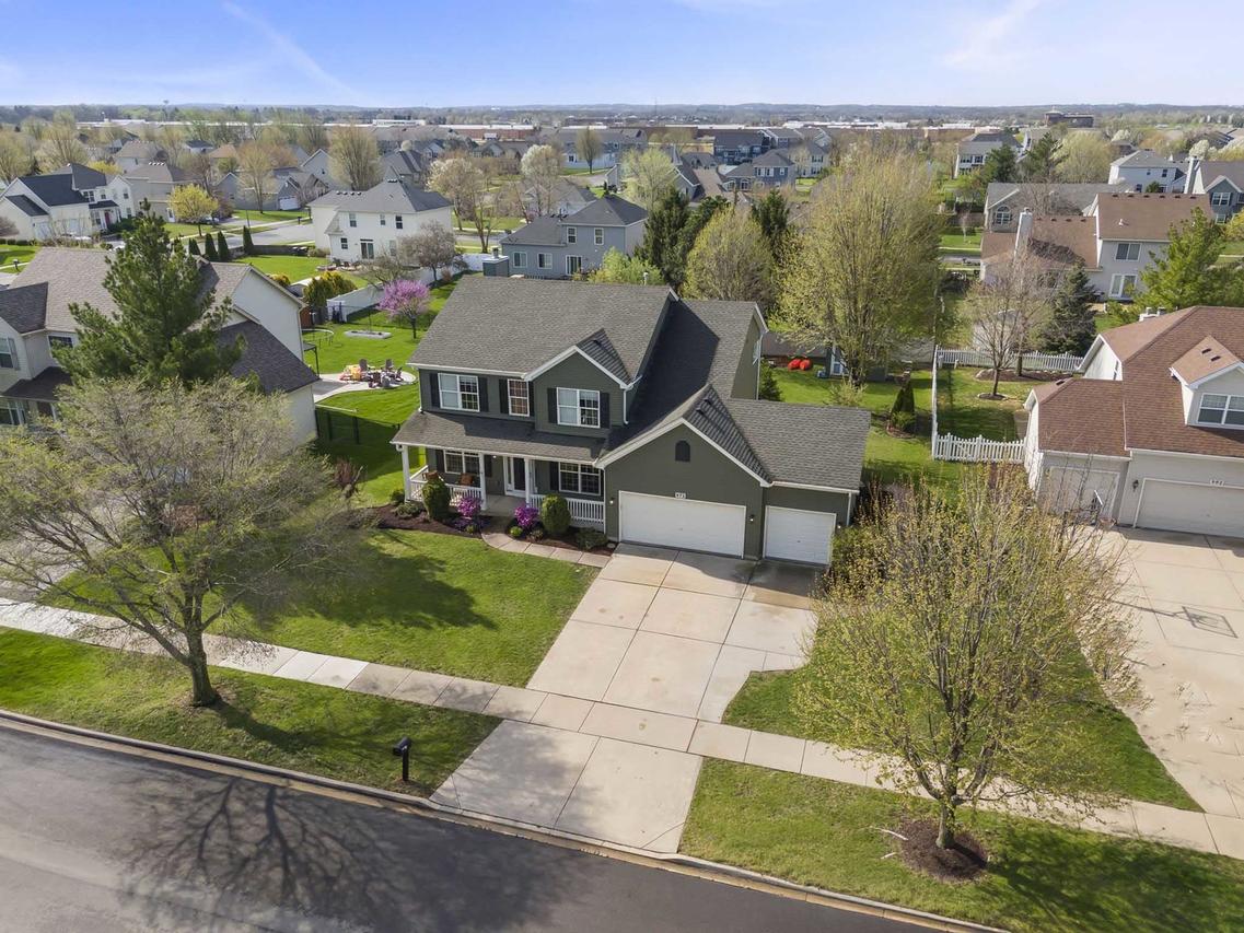 972 Canyon Trail Ct., Yorkville, IL 60560