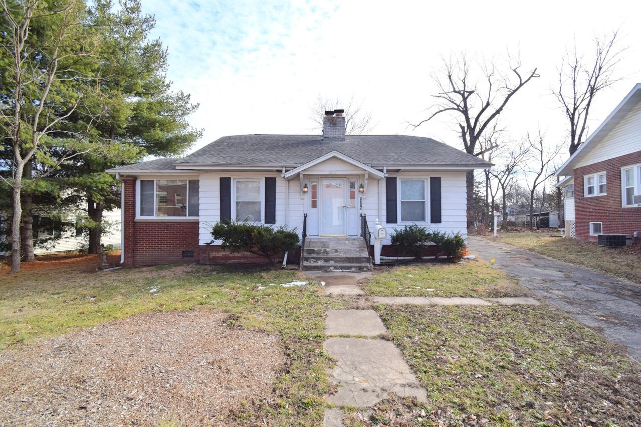 1715 Oakland Ave., Mt Vernon, IL 62864