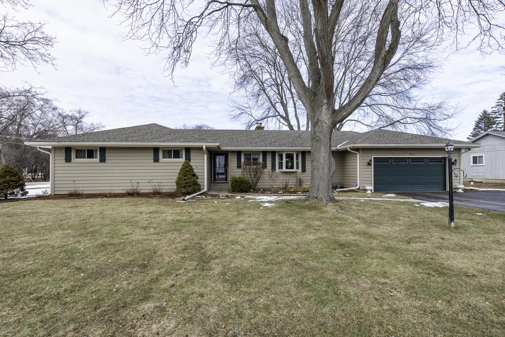 10222 W Bairstow Ave., Beach Park, IL 60087