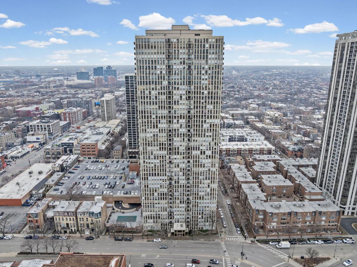 1660 N Lasalle Dr. #1509, Chicago, IL 60614