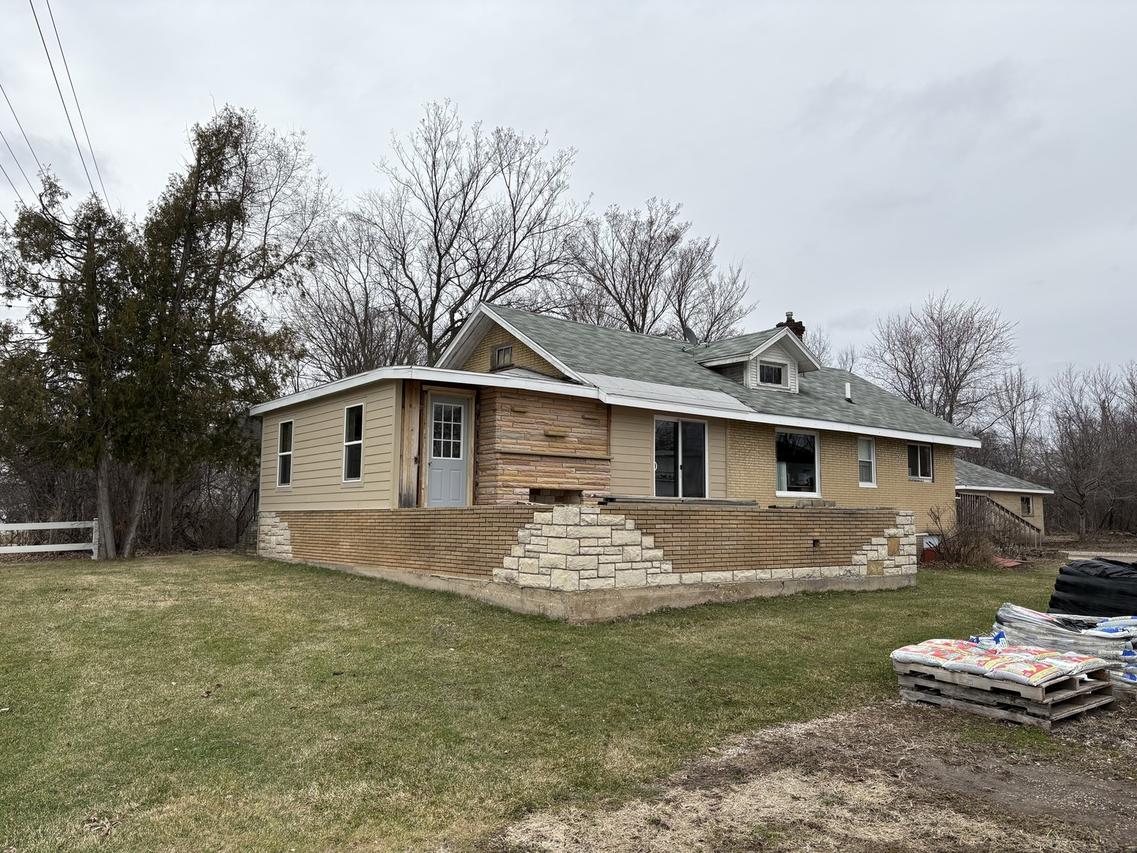 1031 Il Route 173 Hwy., Antioch, IL 60002