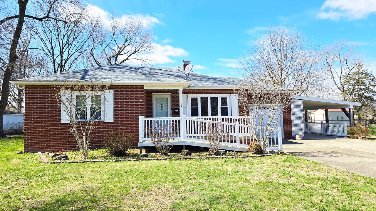 23 Park Lane, Centralia, IL 62801