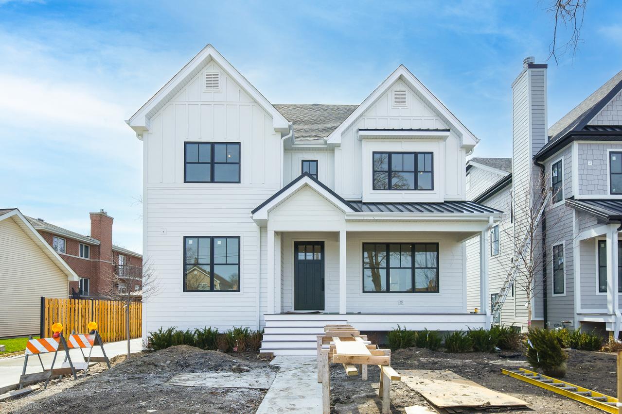 1410 W Laverne Ave., Park Ridge, IL 60068