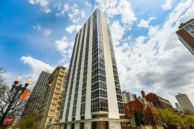 1555 N Dearborn Pkwy. #17C, Chicago, IL 60610