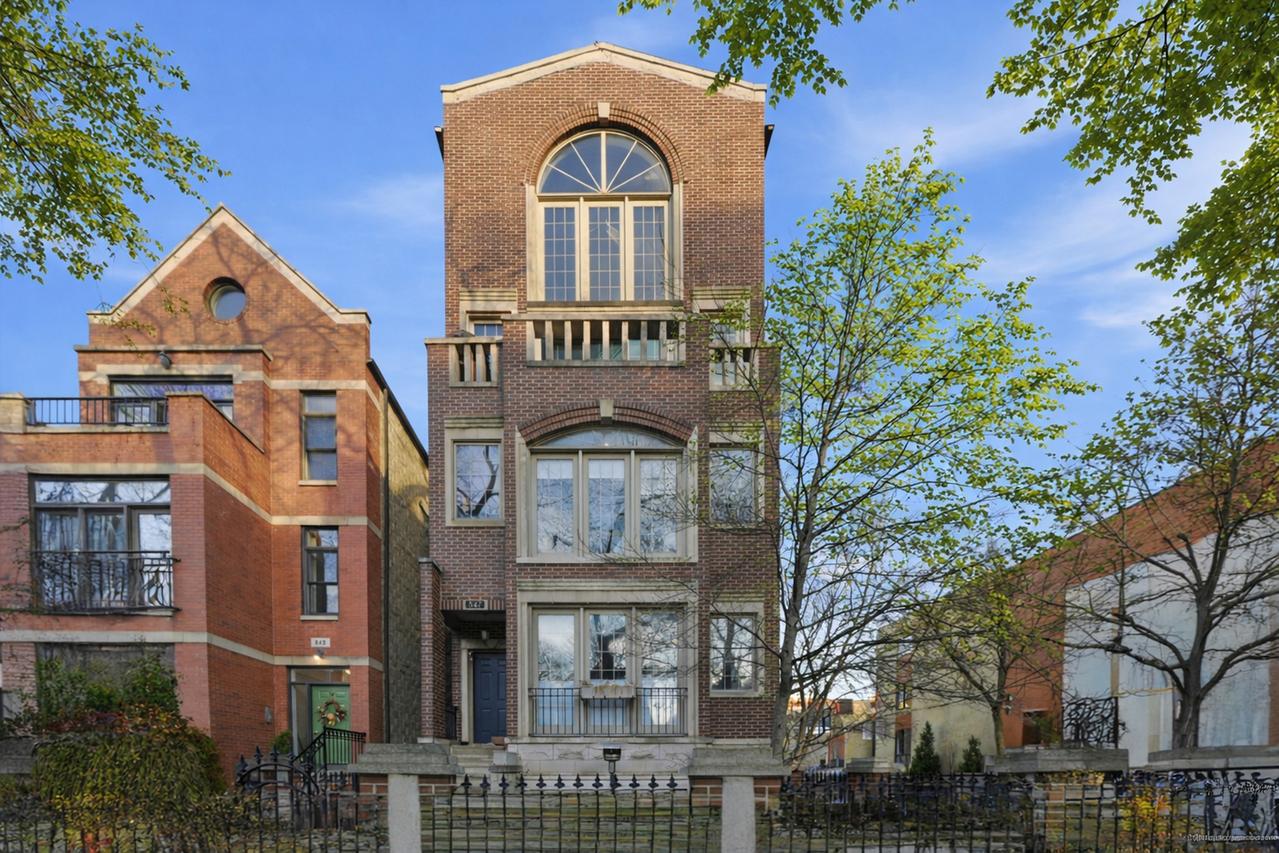 847 N Hermitage Ave. #C, Chicago, IL 60622