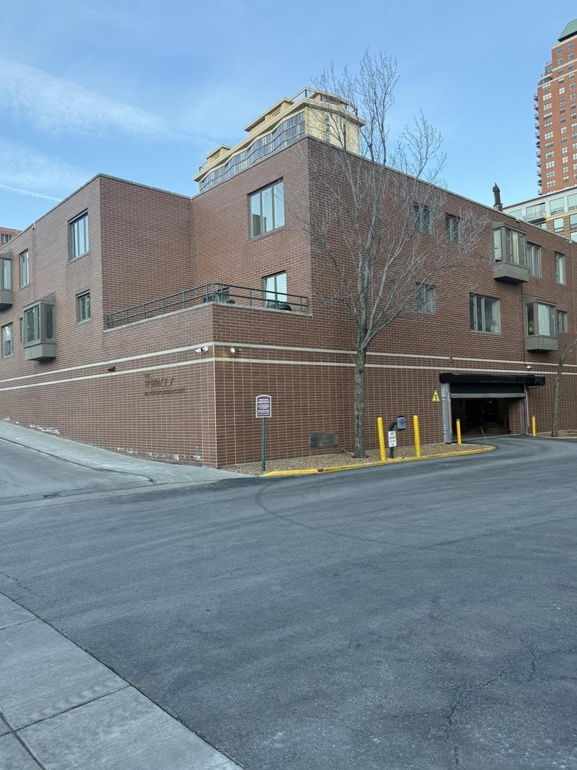 801 S Plymouth Ct. #324, Chicago, IL 60605
