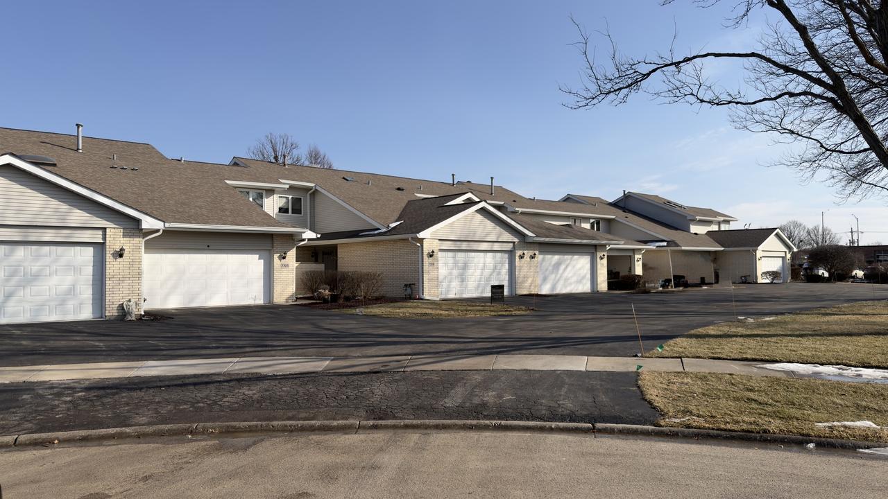 7717 W 158th Ct., Orland Park, IL 60462