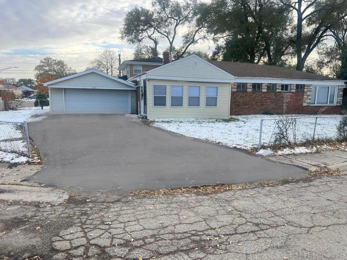 4601 W 82nd St., Chicago, IL 60652