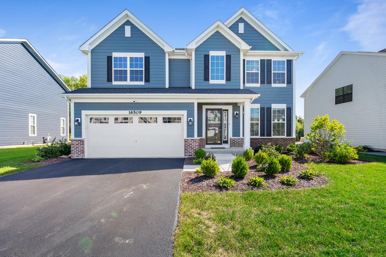 16509 S Sun Meadow Dr., Lockport, IL 60441