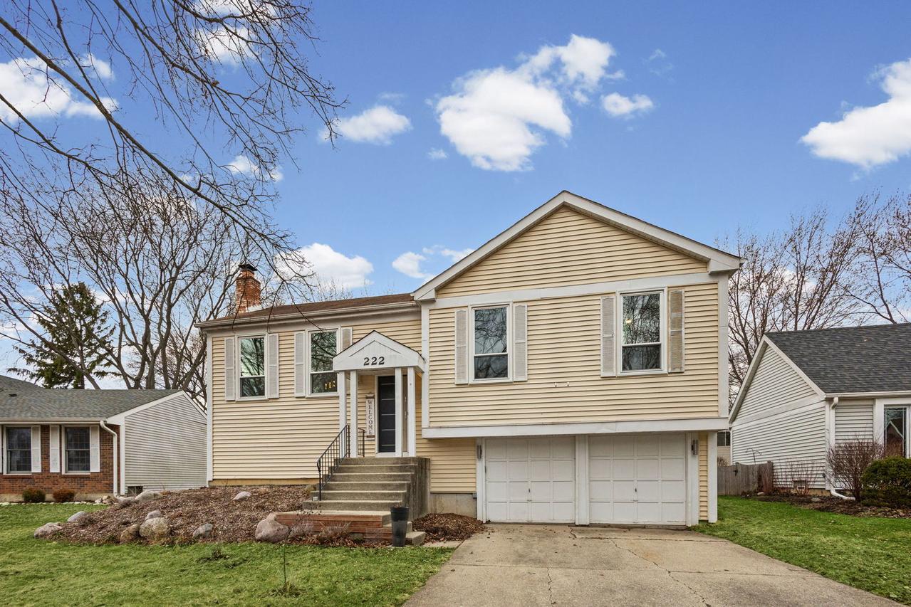 222 Abilene Ln., Vernon Hills, IL 60061