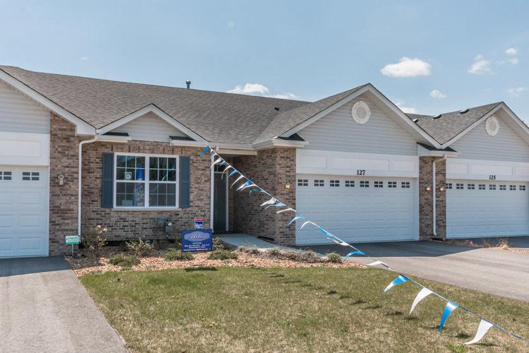 456 Ridge Ln., Bolingbrook, IL 60440