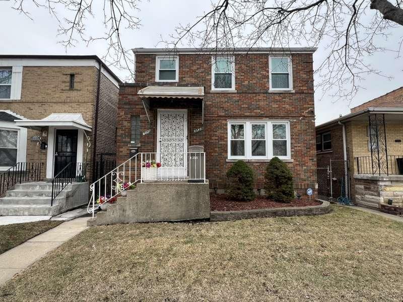 8350 S Lafayette Ave., Chicago, IL 60620