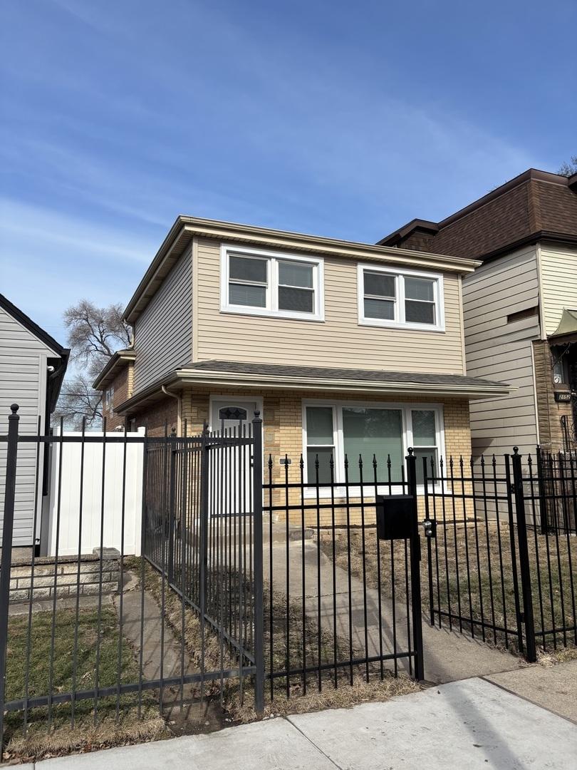[Address Hidden by Seller], Chicago, IL 60617