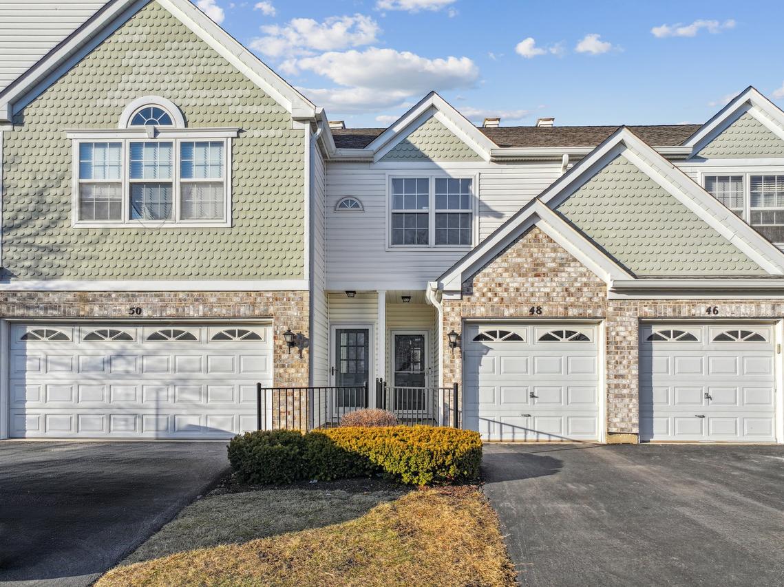 48 Arboretum Dr. #253, Lombard, IL 60148