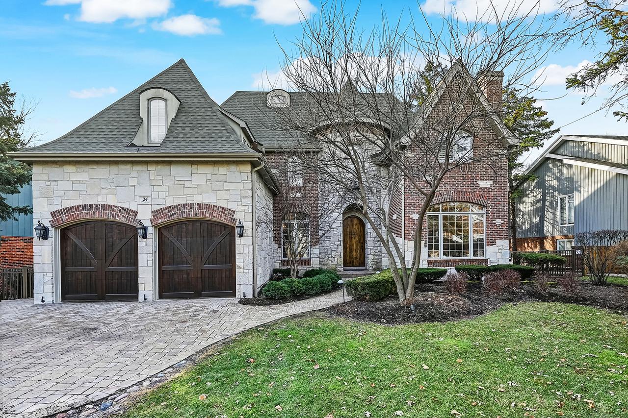 24 E 57th St., Hinsdale, IL 60521