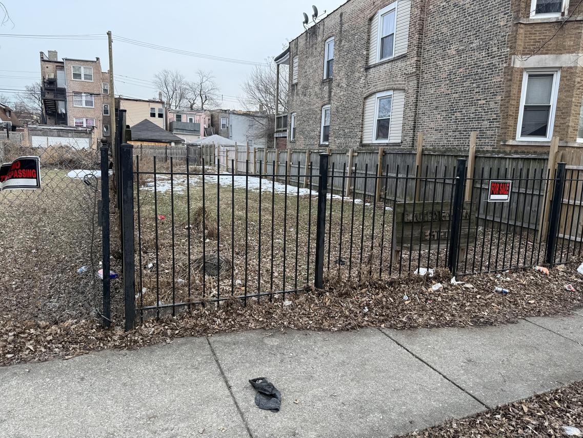 621 N Monticello Ave., Chicago, IL 60624