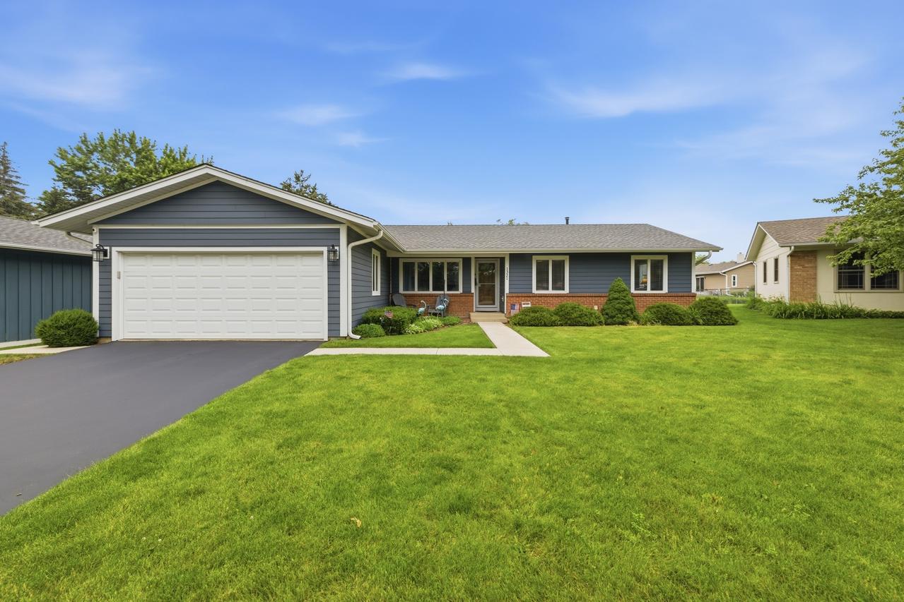 1321 Cumberland Cir., Elk Grove Village, IL 60007