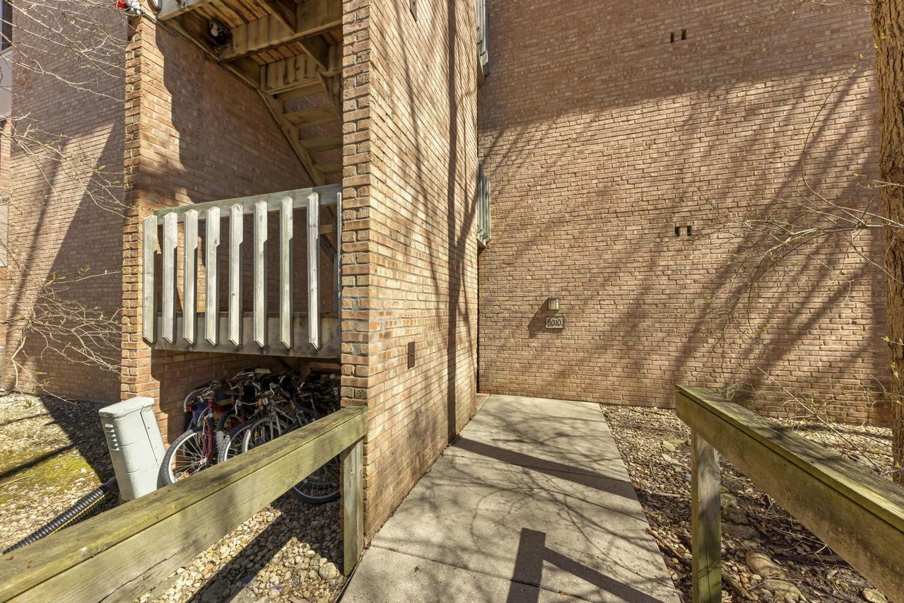 [Address Hidden by Seller], Lisle, IL 60532