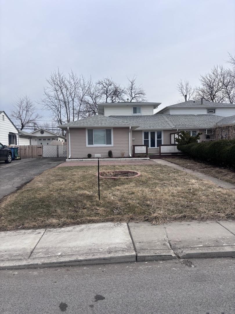 8945 S Corcoran Rd., Hometown, IL 60456