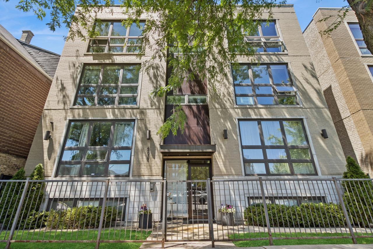4038 N Western Ave. #2S, Chicago, IL 60618