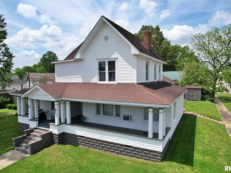 621 Girard St., Metropolis, IL 62960