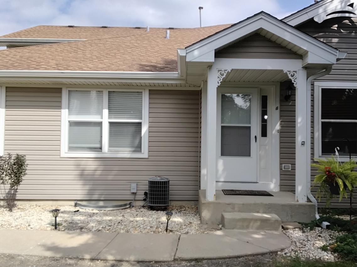 12248 Fairway Cir. #B, Blue Island, IL 60406