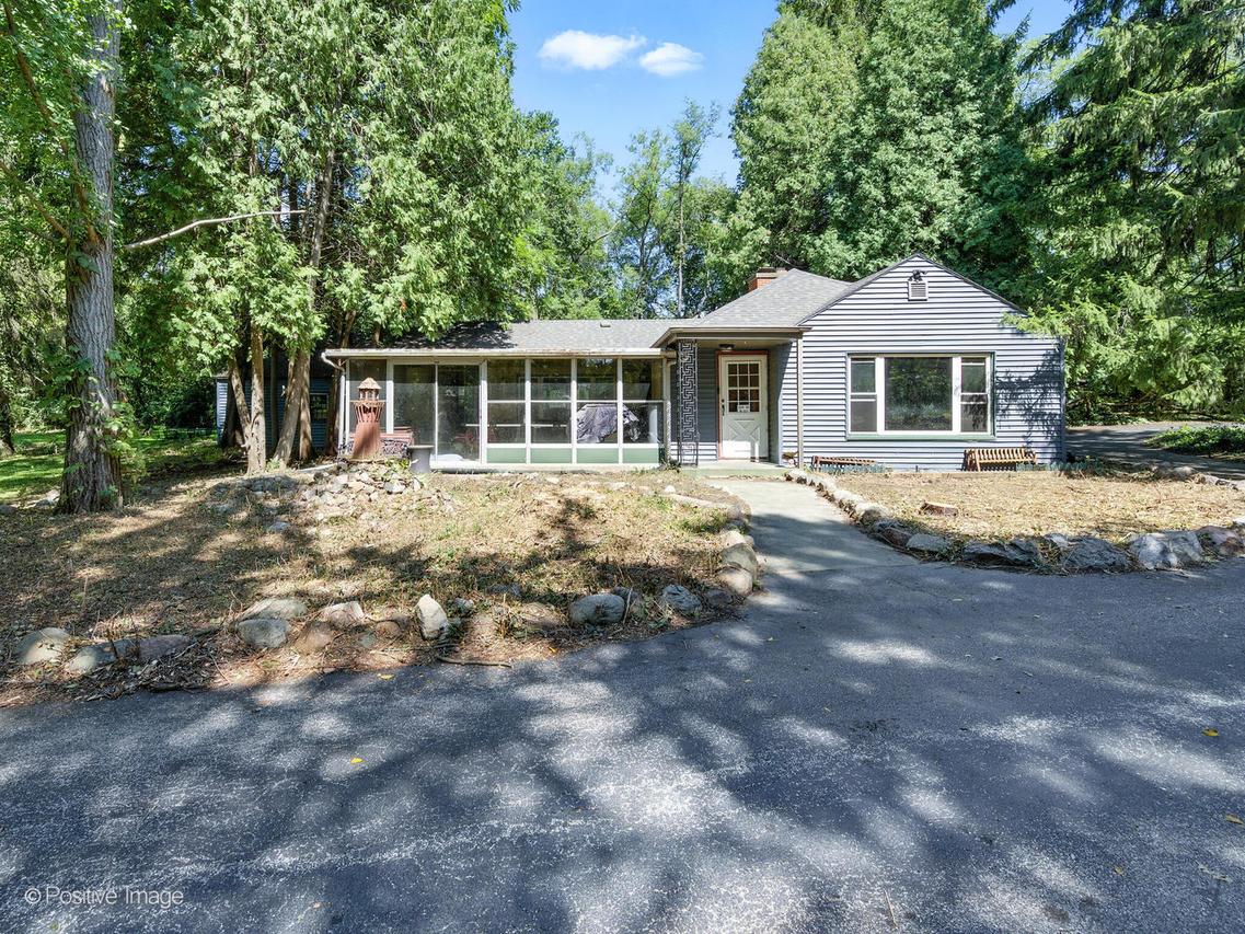 S639 Prince Crossing Rd., West Chicago, IL 60185