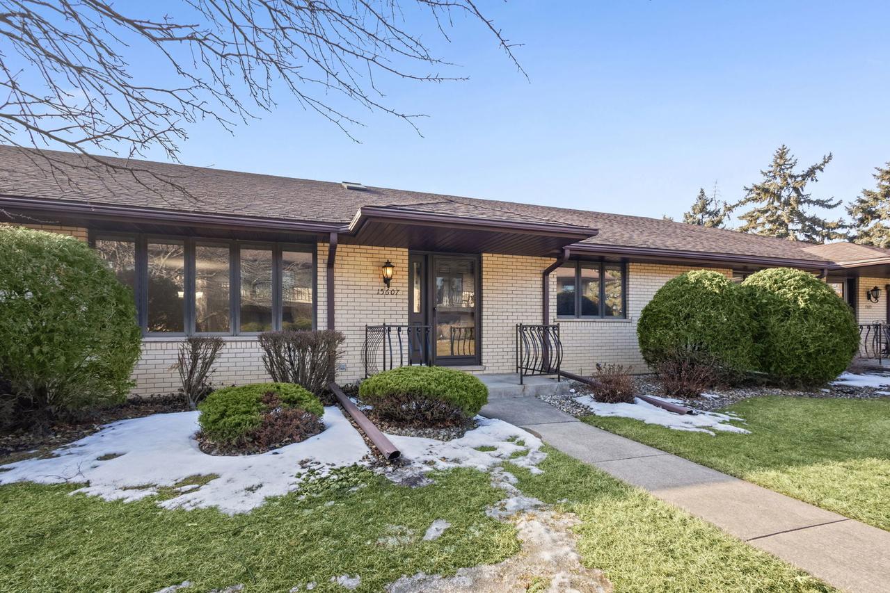 15607 Petunia Ct. #29, Orland Park, IL 60462