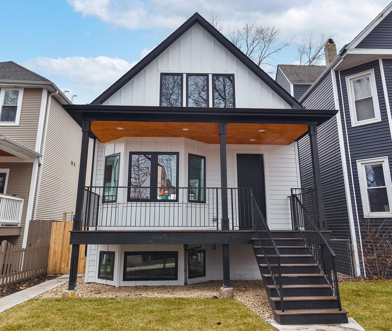 3727 W Sunnyside Ave., Chicago, IL 60625