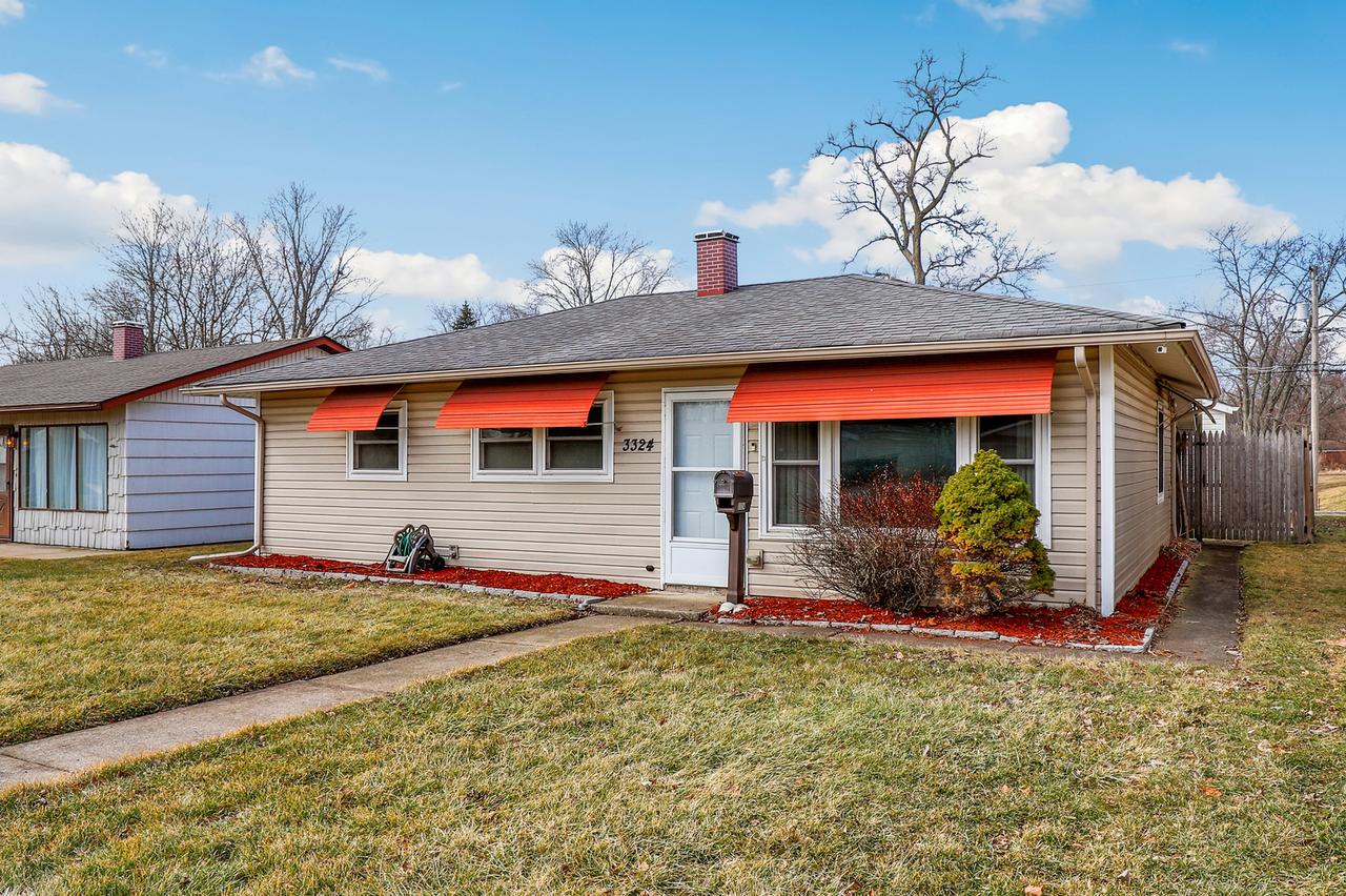 3324 Lynwood Ave., South Chicago Heights, IL 60411