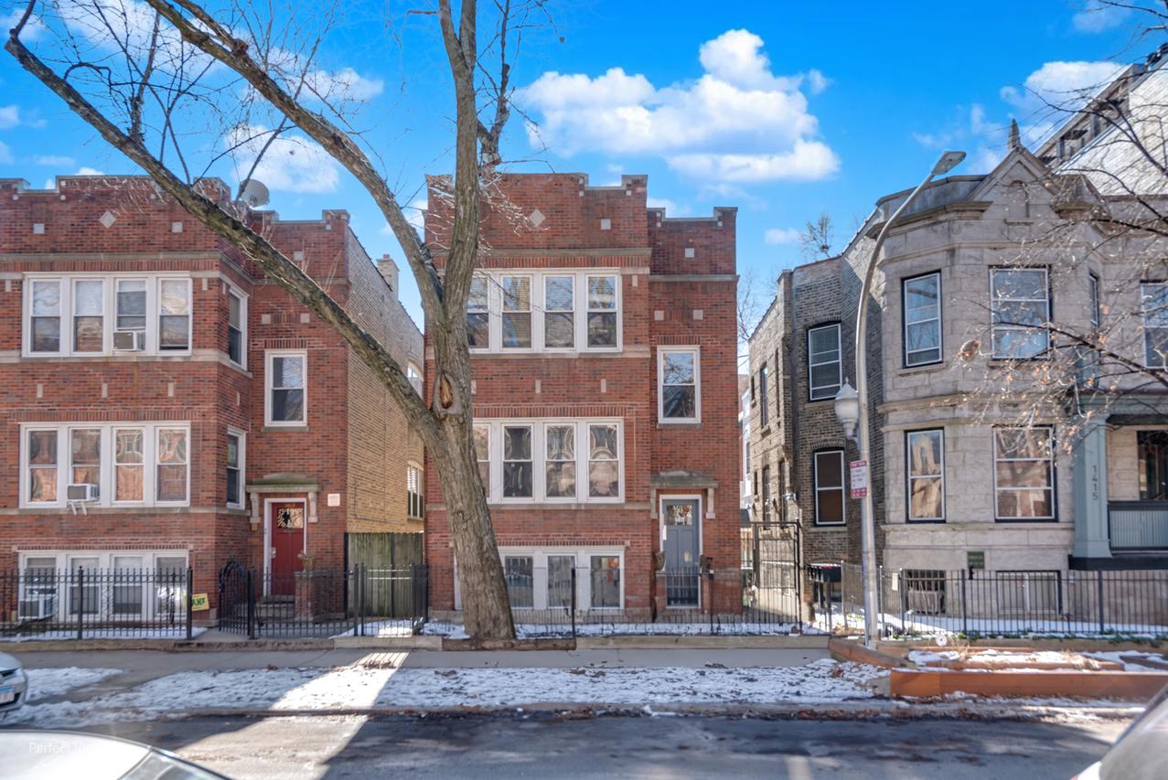 1411 W Byron St., Chicago, IL 60613