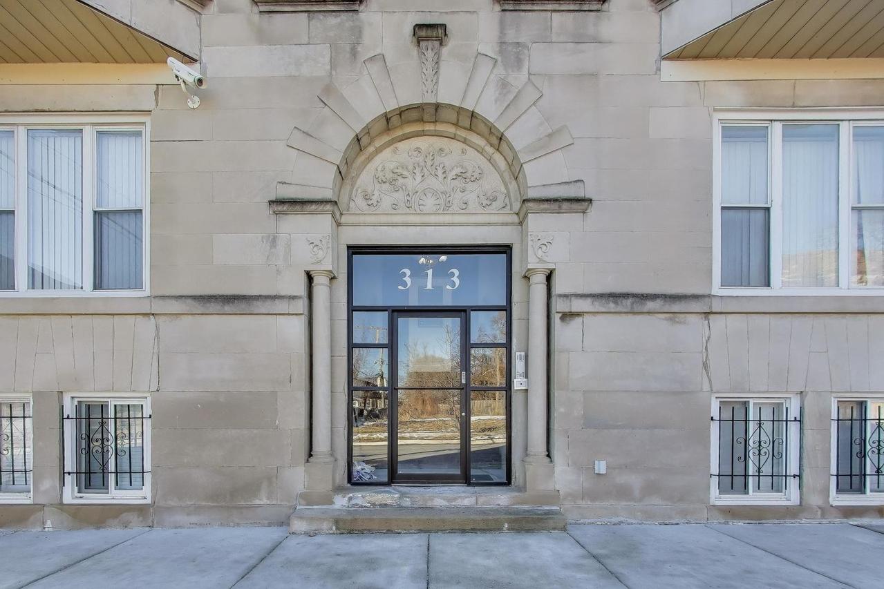 313 E 60th St. #4, Chicago, IL 60637