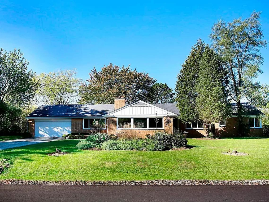 3336 Overland Pass, Northbrook, IL 60062