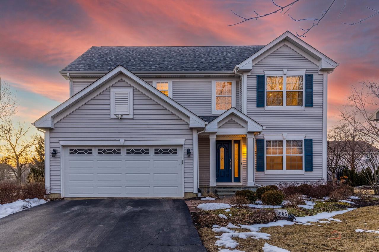 8065 Vail Ct., Long Grove, IL 60047