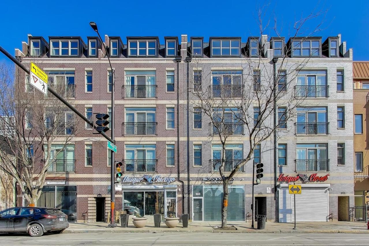 1841 S State St. #3, Chicago, IL 60616
