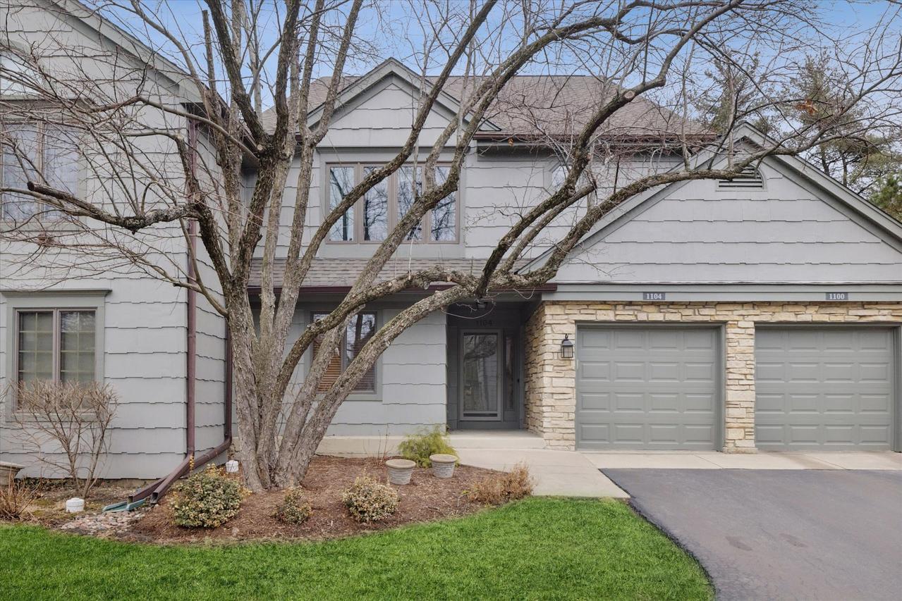 1104 Bristlecone Ct., Darien, IL 60561