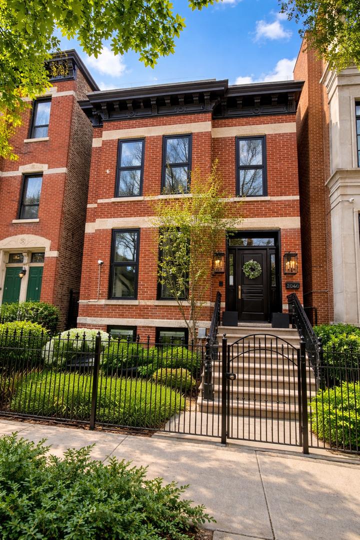 [Address Hidden by Seller], Chicago, IL 60614