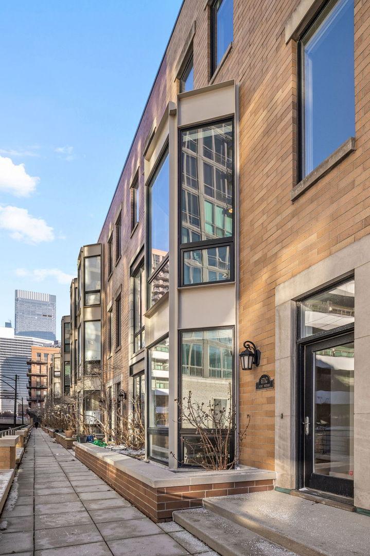 671 W Wayman St. #C, Chicago, IL 60661