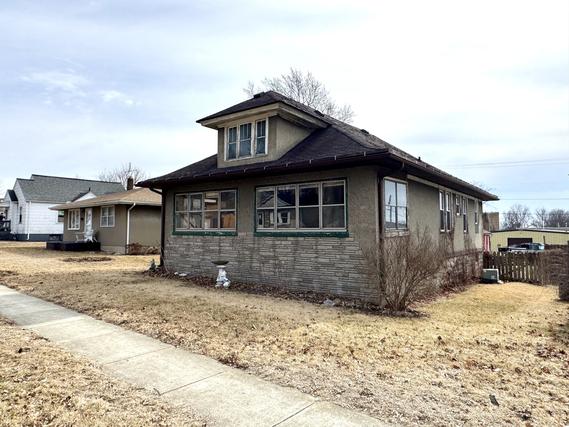 New Homes with Master Bedrooms on the 1st Floor in Spring Valley: February 14th to February 20th