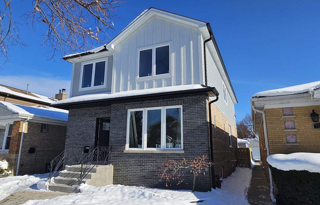 7509 N Oleander Ave., Chicago, IL 60631