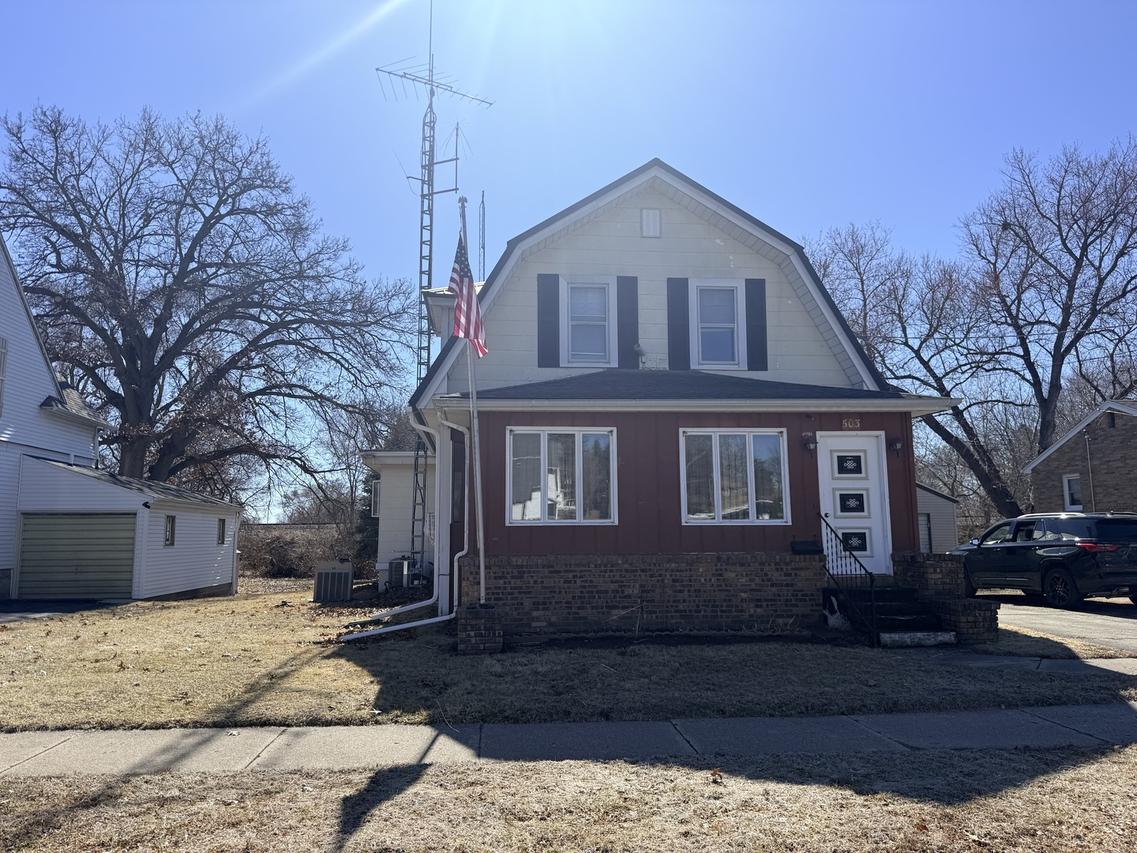 503 E Main St., Morrison, IL 61270